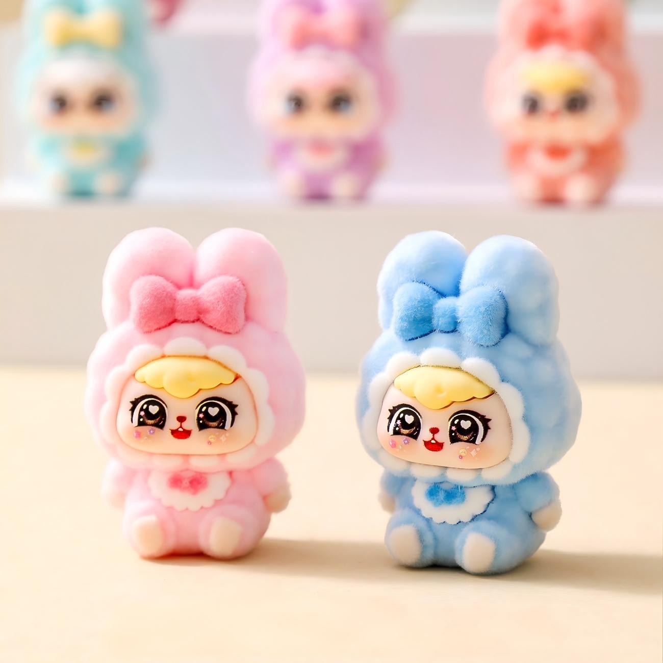 Cute Looking Mini Desktop Orna - Vinyl Figure Blank のレビューと価格