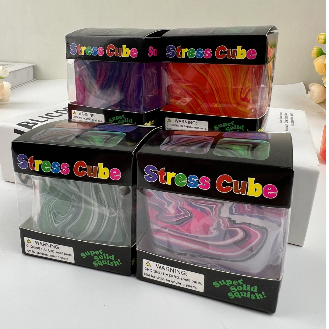 Needoh Soft and Glutinous Sens - Fidget Cube Original のレビューと価格