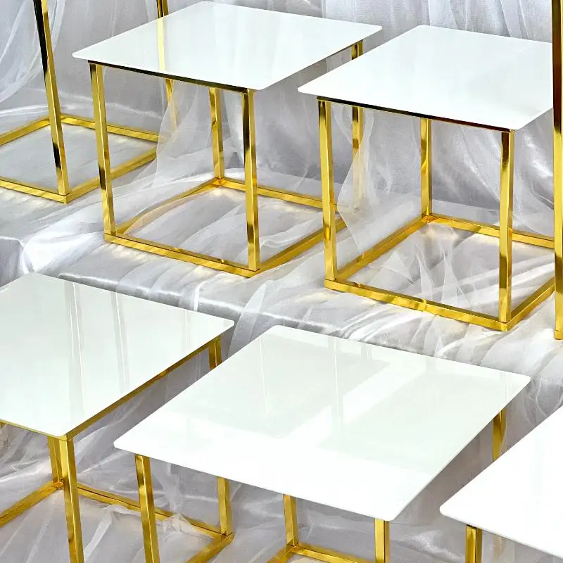 12-20 PCS Luxury Gold Frame Wh - Display Risers Set のレビューと価格