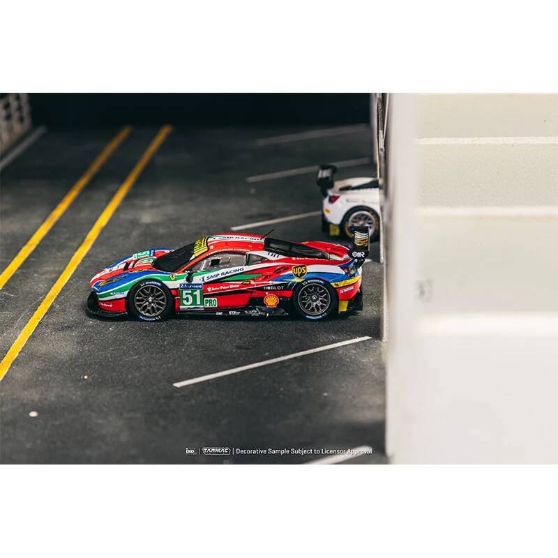 In Stock Tarmac Works 1:64 488 - Die Cast Car 1 64 のレビューと価格