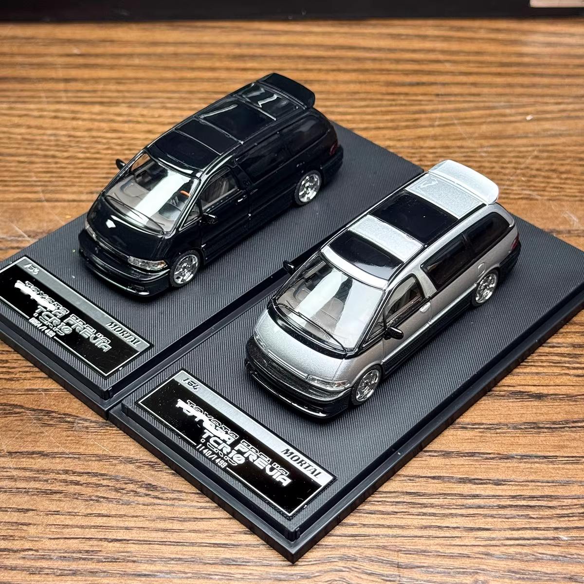 Stocks Mortal 1/64 Previa Diec - Die Cast Car 1 64 のレビューと価格
