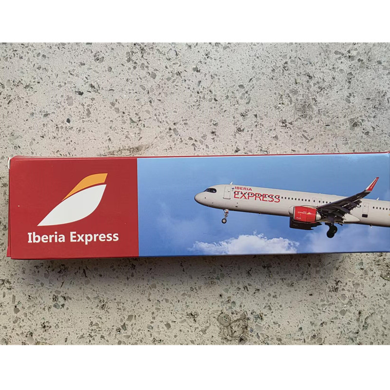 New 1:200 Scale A321NEO Spain  - Model Airplane Plastic のレビューと価格